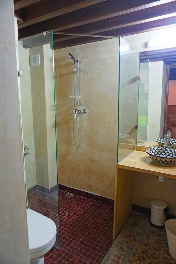 Bed and Breakfast Dar Fama Tétouan Esterno foto