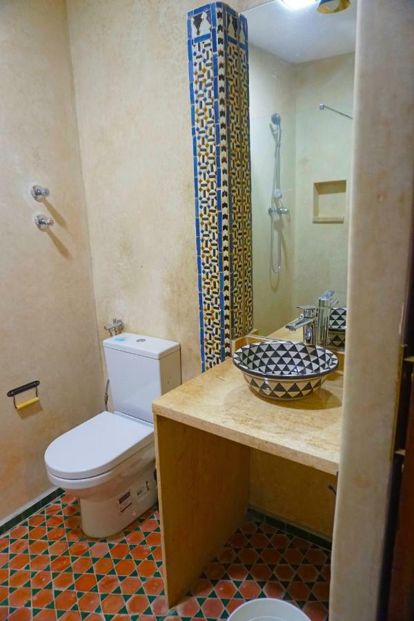 Bed and Breakfast Dar Fama Tétouan Esterno foto