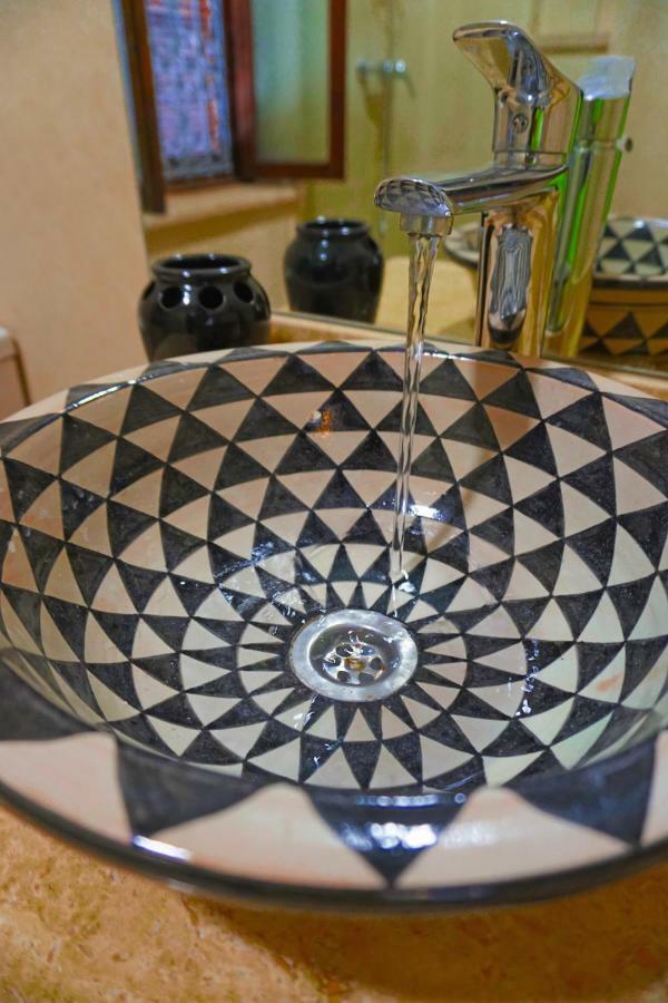 Bed and Breakfast Dar Fama Tétouan Esterno foto